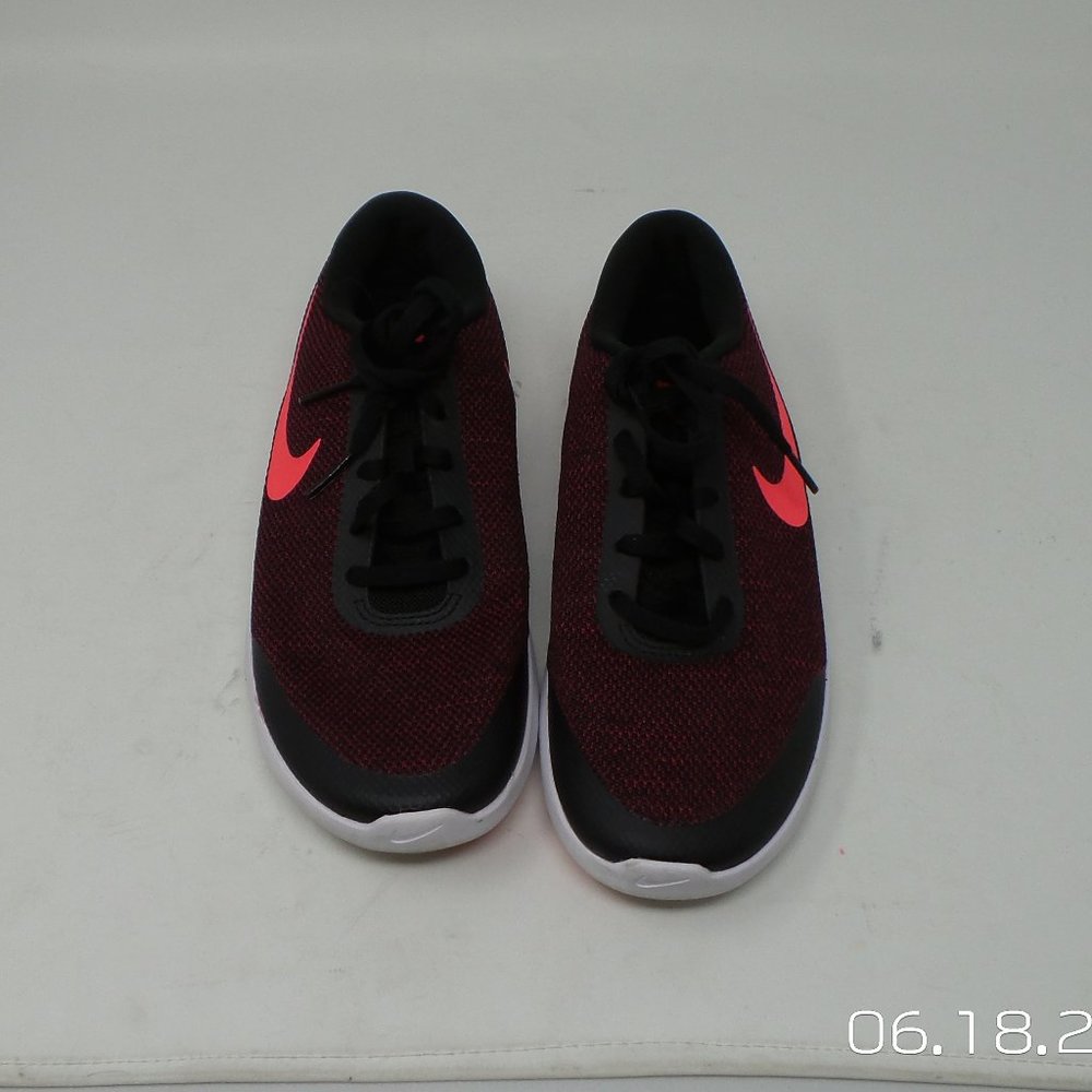 Nike Women's Flex Experience Run 7 Shoe